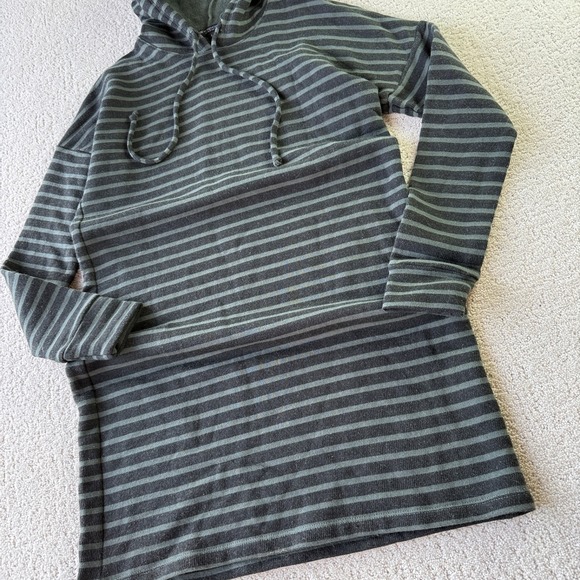 Beyond Yoga Live Out Loud Hooded Dress Striped Made USA Women's S - Picture 4 of 10